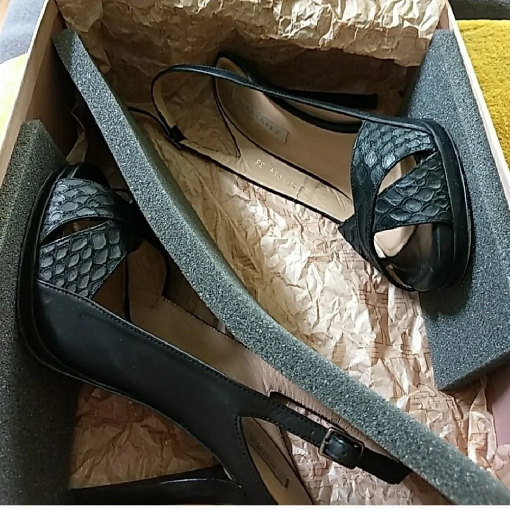 Italian Leather sandals snake python pattern - Picture 7 of 8